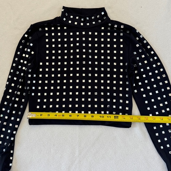 NWT Forever 21 Women's Rhinestone Cropped Sweater Top S - Picture 10 of 11